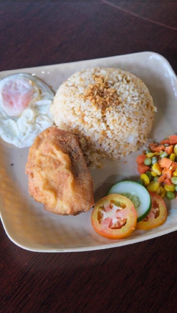 CHICKSILOG CHICKSILOG