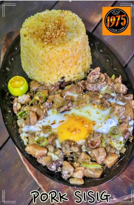 SIZZLING PORK SISIG SIZZLING PORK SISIG